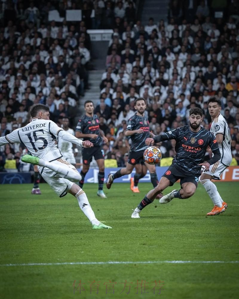 巴尔韦德:有时踢的是边锋位置 更接近对手的禁区 巴尔韦德:有时踢的是边锋位置 更接近对手的禁区